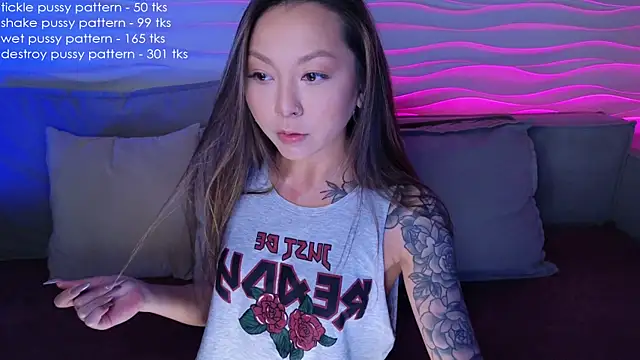 Snapshot of im_casey chatting on March 16, 5:47 am im casey online show from March 16, 5:47 am