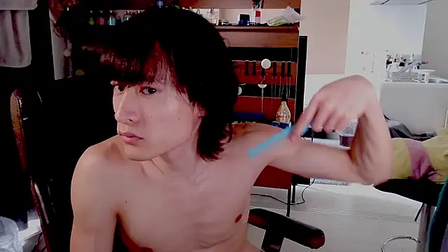 Snapshot of IroManager chatting on May 20, 2:51 am IroManager online show from May 20, 2:51 am