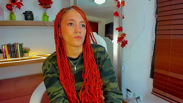 Snapshot of Irina_bx chatting on December 21, 7:06 pm Irina bx online show from December 21, 7:06 pm