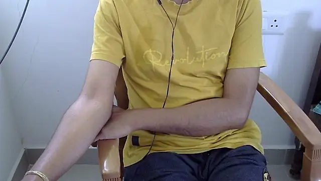 Snapshot of The_SHY_uncut chatting on March 23, 9:02 am The SHY uncut online show from March 23, 9:02 am