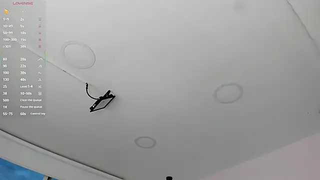 Oriana Guzman online show from October 9, 10:52 pm