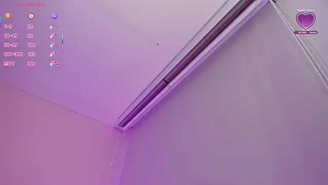 Snapshot of Oriana_Guzman chatting on March 5, 11:45 pm Oriana Guzman online show from March 5, 11:45 pm