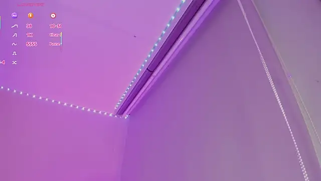 Snapshot of Oriana_Guzman chatting on March 15, 4:51 am Oriana Guzman online show from March 15, 4:51 am