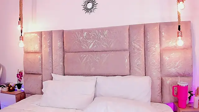 Oriana Guzman online show from June 21, 2:14 am