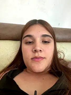 Snapshot of Magic-Smilee chatting on October 14, 9:15 pm Magic-Smilee online show from October 14, 9:15 pm