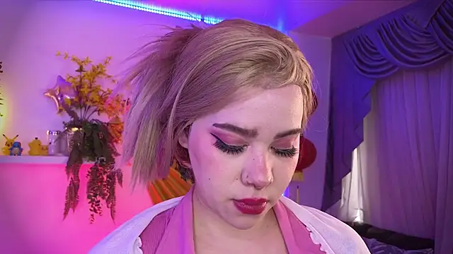 albaismynameX online show from December 22, 12:46 pm