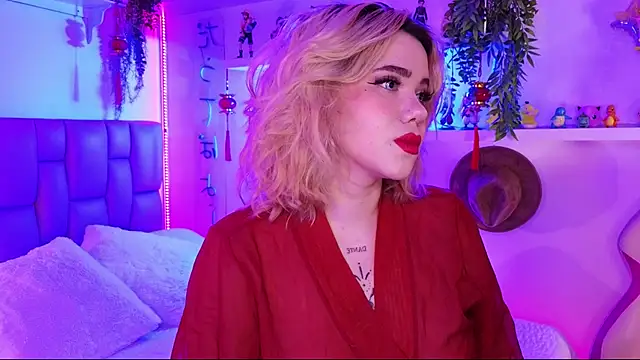 albaismynameX online show from March 27, 12:16 pm