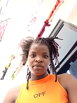 hotgal1112 online show from January 6, 7:01 am