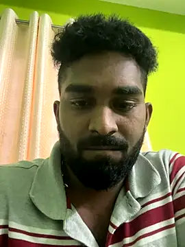 Snapshot of Handsomehunk_4U chatting on December 2, 11:01 am Handsomehunk 4U online show from December 2, 11:01 am