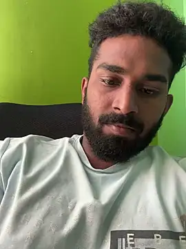 Snapshot of Handsomehunk_4U chatting on December 17, 7:07 am Handsomehunk 4U online show from December 17, 7:07 am