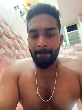 Snapshot of Handsomehunk_4U chatting on December 18, 1:45 pm Handsomehunk 4U online show from December 18, 1:45 pm