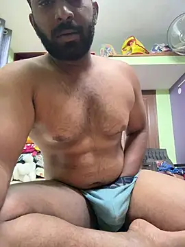 Snapshot of Handsomehunk_4U chatting on February 7, 11:34 am Handsomehunk 4U online show from February 7, 11:34 am