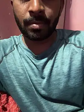 Snapshot of Handsomehunk_4U chatting on February 15, 5:28 pm Handsomehunk 4U online show from February 15, 5:28 pm