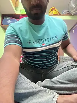 Snapshot of Handsomehunk_4U chatting on February 17, 1:21 pm Handsomehunk 4U online show from February 17, 1:21 pm