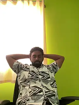 Snapshot of Handsomehunk_4U chatting on March 14, 3:59 am Handsomehunk 4U online show from March 14, 3:59 am