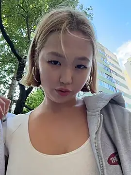 Aiko Yumi online show from June 30, 4:30 pm