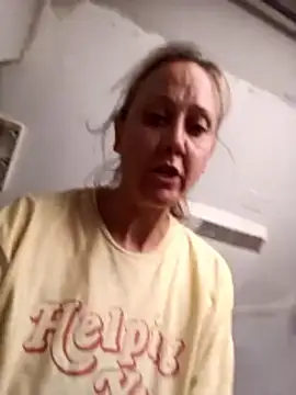 SexyB214 online show from June 5, 10:15 pm