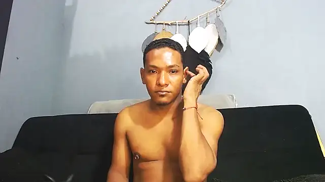 Grandeygruesa1 online show from December 18, 6:52 am