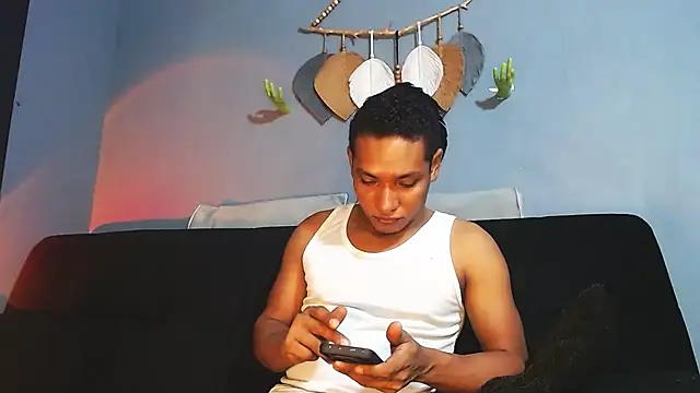 Grandeygruesa1 online show from June 9, 3:51 am