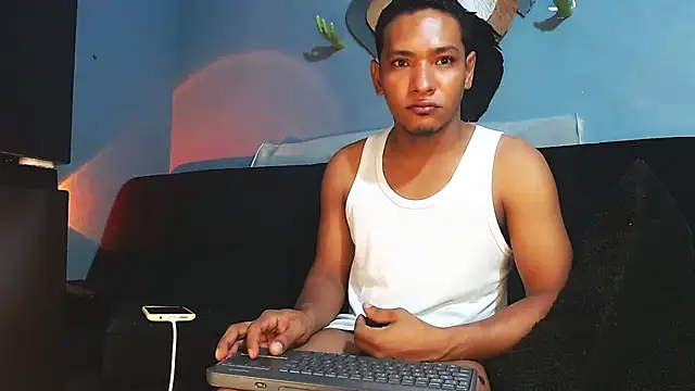 Grandeygruesa1 online show from June 10, 10:47 am