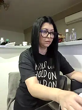 Milf Abigail online show from October 20, 1:28 am