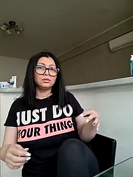 Milf Abigail online show from February 20, 6:26 am