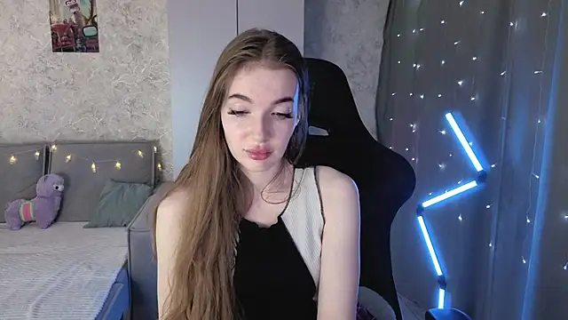 LissaCain online show from May 29, 2:42 am