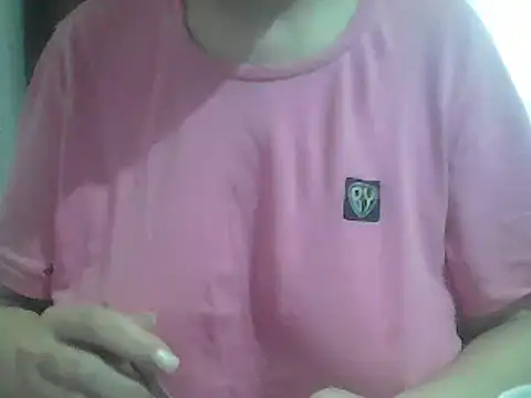 Snapshot of AnaXBerry chatting on May 13, 6:11 am AnaXBerry online show from May 13, 6:11 am