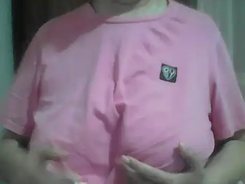 Snapshot of AnaXBerry chatting on May 30, 6:49 pm AnaXBerry online show from May 30, 6:49 pm