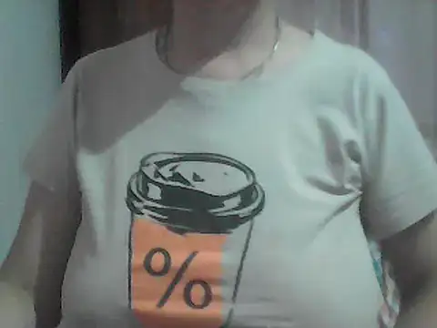Snapshot of AnaXBerry chatting on July 19, 6:44 pm AnaXBerry online show from July 19, 6:44 pm