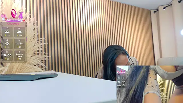 lulu 072 online show from November 13, 12:09 am