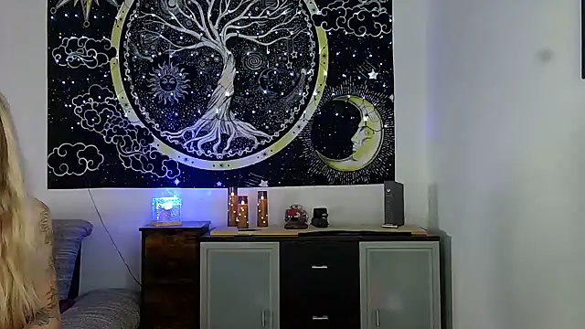 SexxyLiviaa online show from February 12, 11:05 am