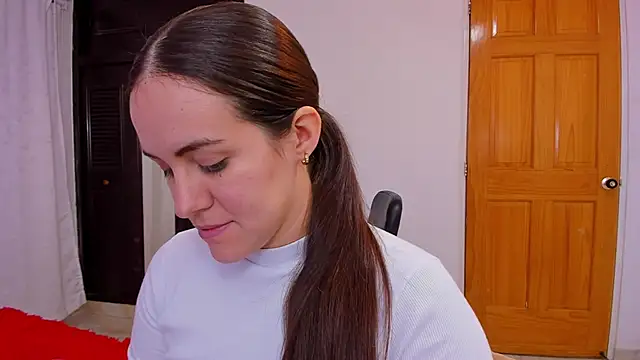 AURORA FRANKLIN online show from December 12, 6:31 pm