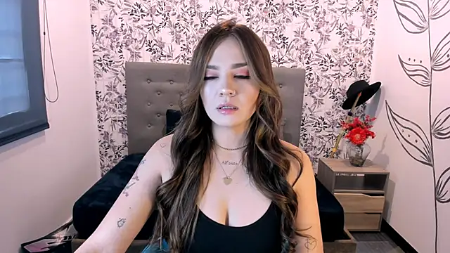 KataHot  online show from January 13, 7:42 pm