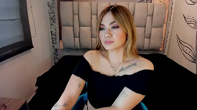 KataHot  online show from December 19, 7:54 pm