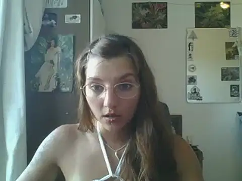 SweetyBabyDemon online show from March 6, 8:05 pm