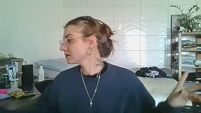 SweetyBabyDemon online show from September 13, 1:44 pm