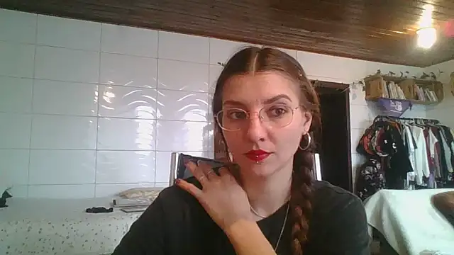 SweetyBabyDemon online show from September 21, 7:15 pm