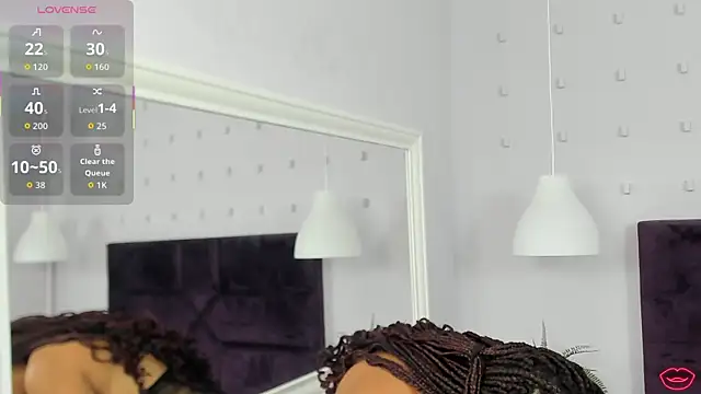 Snapshot of BrianaHazel chatting on October 24, 12:08 am BrianaHazel online show from October 24, 12:08 am