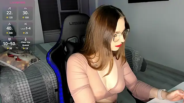 MCfly 11 online show from February 7, 1:47 am