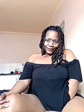 ThaBundaa online show from February 8, 1:47 pm