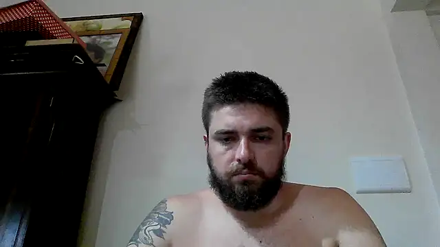 Snapshot of Dat1994 chatting on January 27, 2:24 pm Dat1994 online show from January 27, 2:24 pm