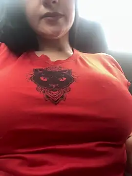 preetypeach online show from December 12, 3:27 pm