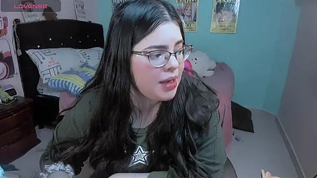 Snapshot of Aria_Fullbuster chatting on February 6, 11:37 pm Aria Fullbuster online show from February 6, 11:37 pm