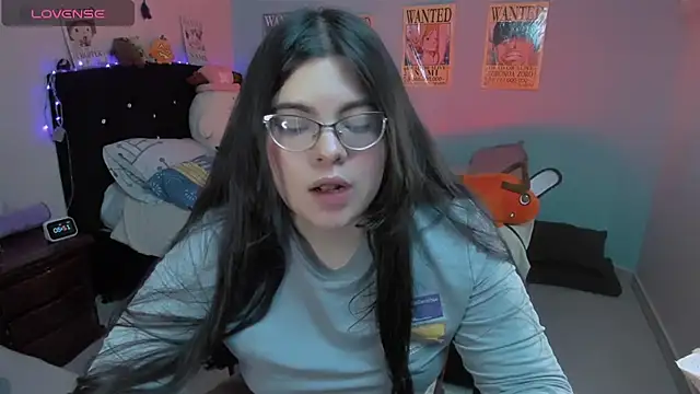 Snapshot of Aria_Fullbuster chatting on February 23, 10:53 pm Aria Fullbuster online show from February 23, 10:53 pm