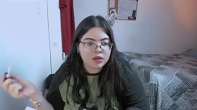 Snapshot of Aria_Fullbuster chatting on October 16, 8:32 pm Aria Fullbuster online show from October 16, 8:32 pm