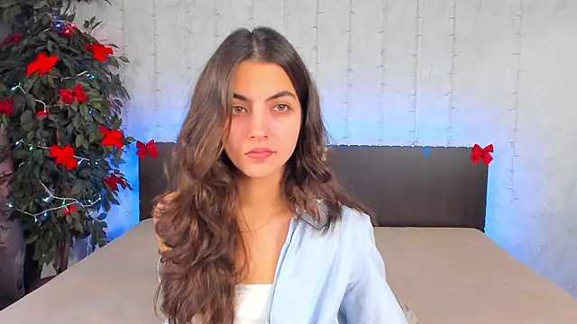 Milana Crystal  online show from December 30, 8:10 am