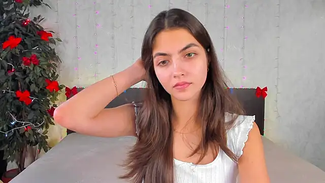 Milana Crystal  online show from January 4, 11:33 am