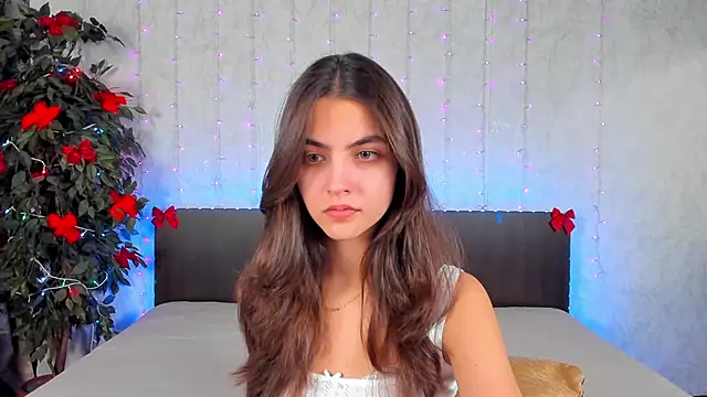 Milana Crystal  online show from January 12, 1:48 pm