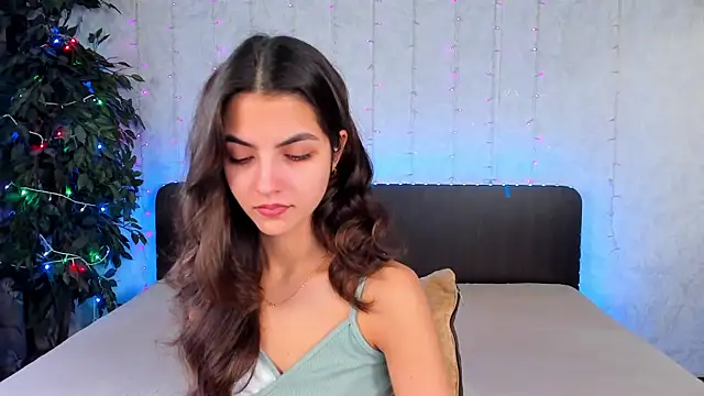 Milana Crystal  online show from January 30, 8:22 am